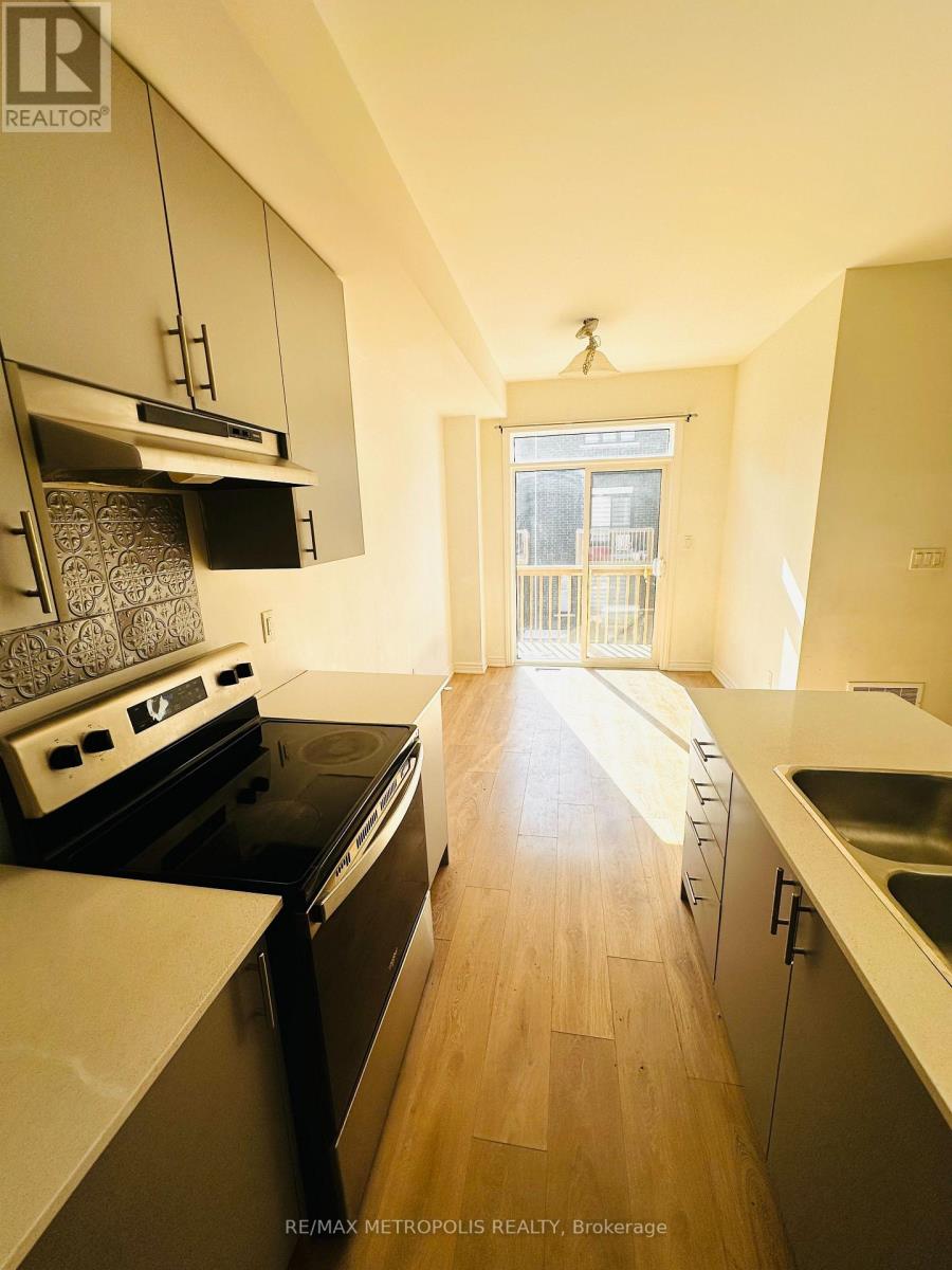 783 KOOTENAY PATH, Oshawa (Donevan), Ontario, L1H0A7 — Photo 5