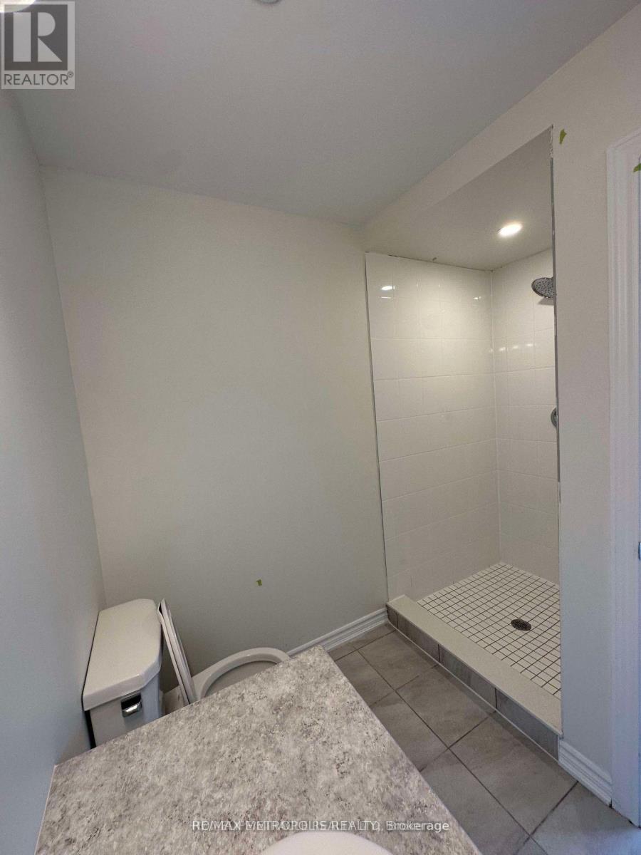 783 KOOTENAY PATH, Oshawa (Donevan), Ontario, L1H0A7 — Photo 9