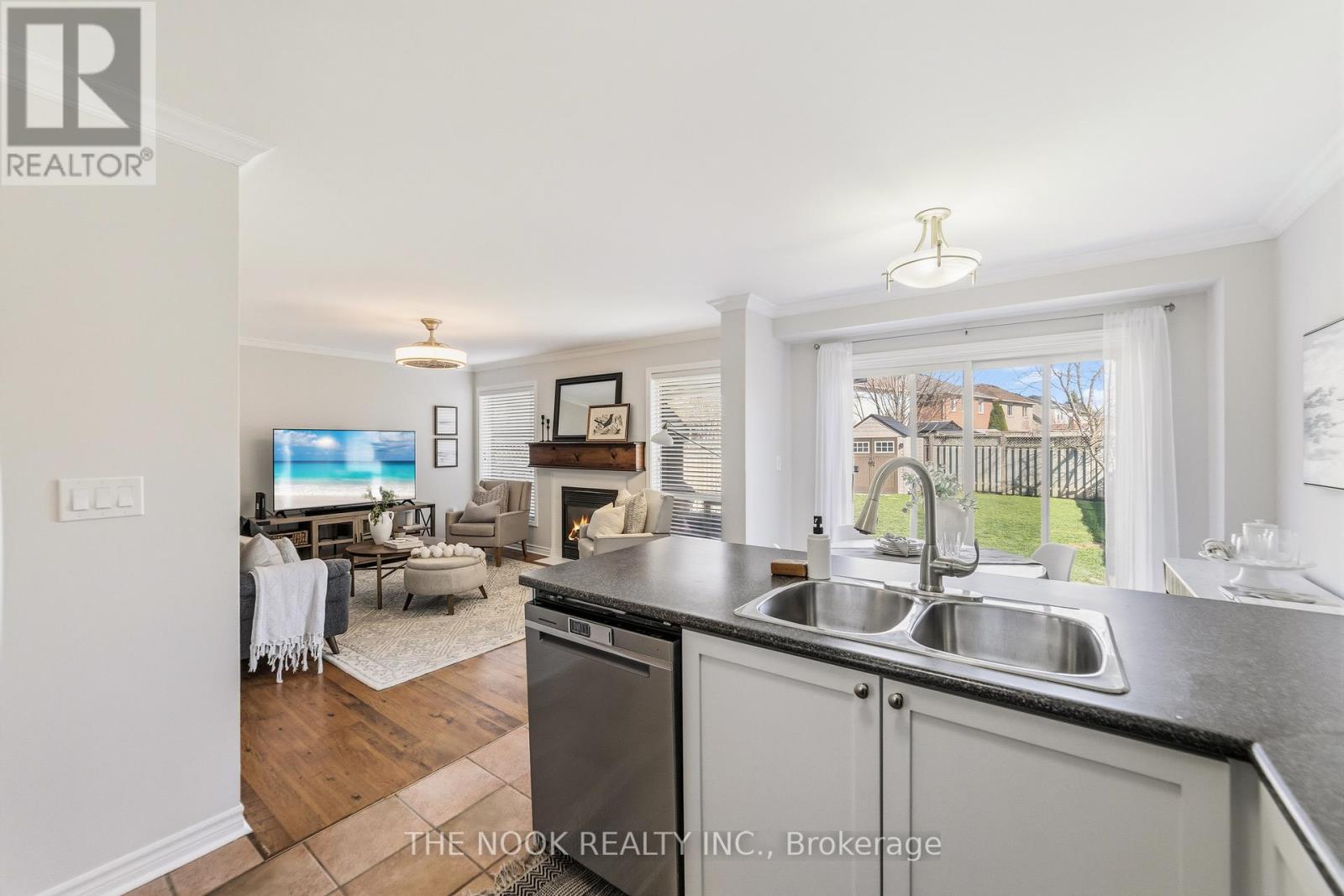 1556 HARWOOD DRIVE, Milton (CL Clarke), Ontario, L9T5K1 — Photo 9