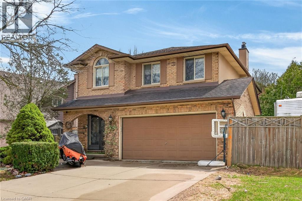 249 LLOYMINN Avenue, Ancaster, Ontario, L9G4C4 — Photo 2