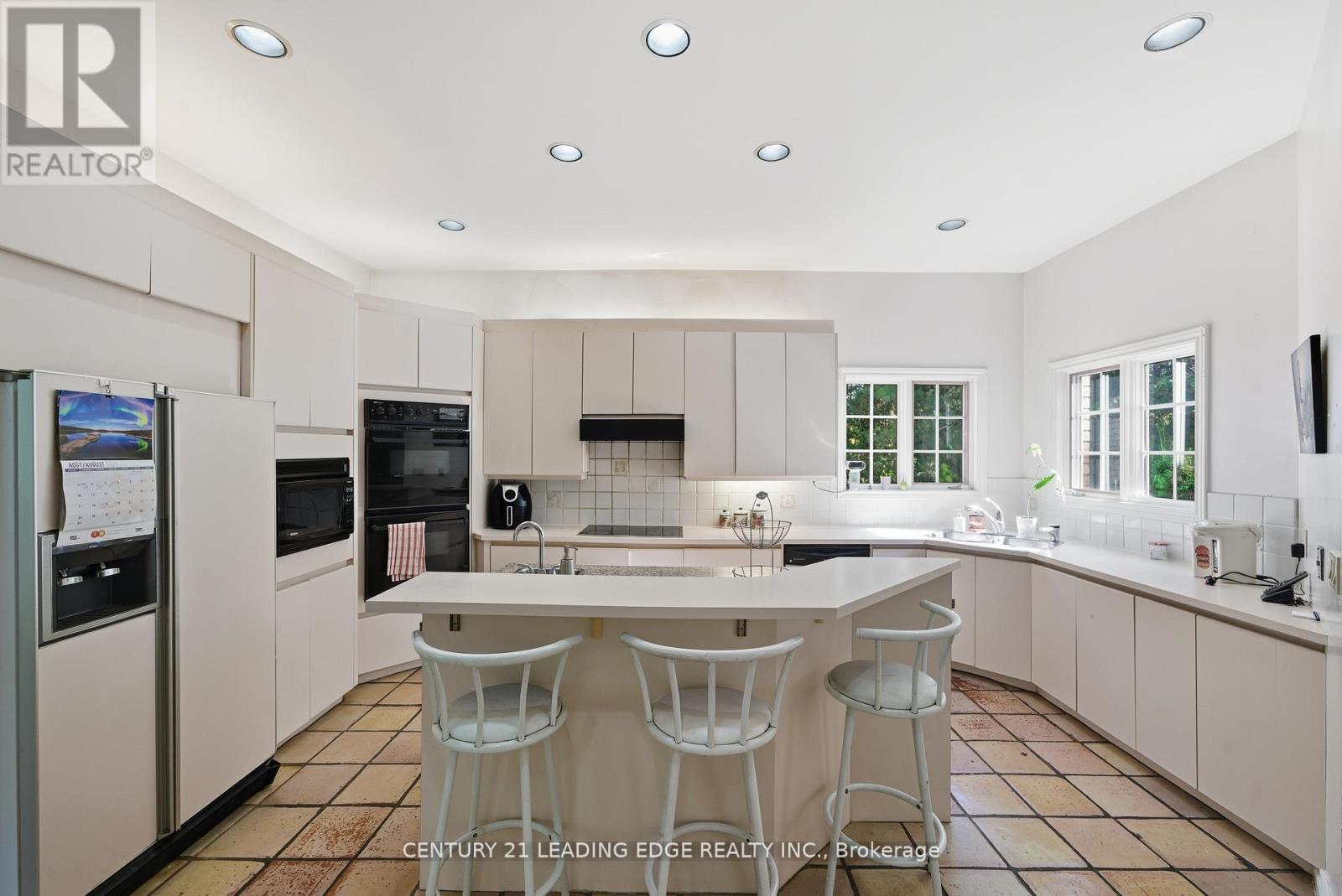 8 BUNHILL COURT, Ajax (Northeast Ajax), Ontario, L1Z1X5 — Photo 15