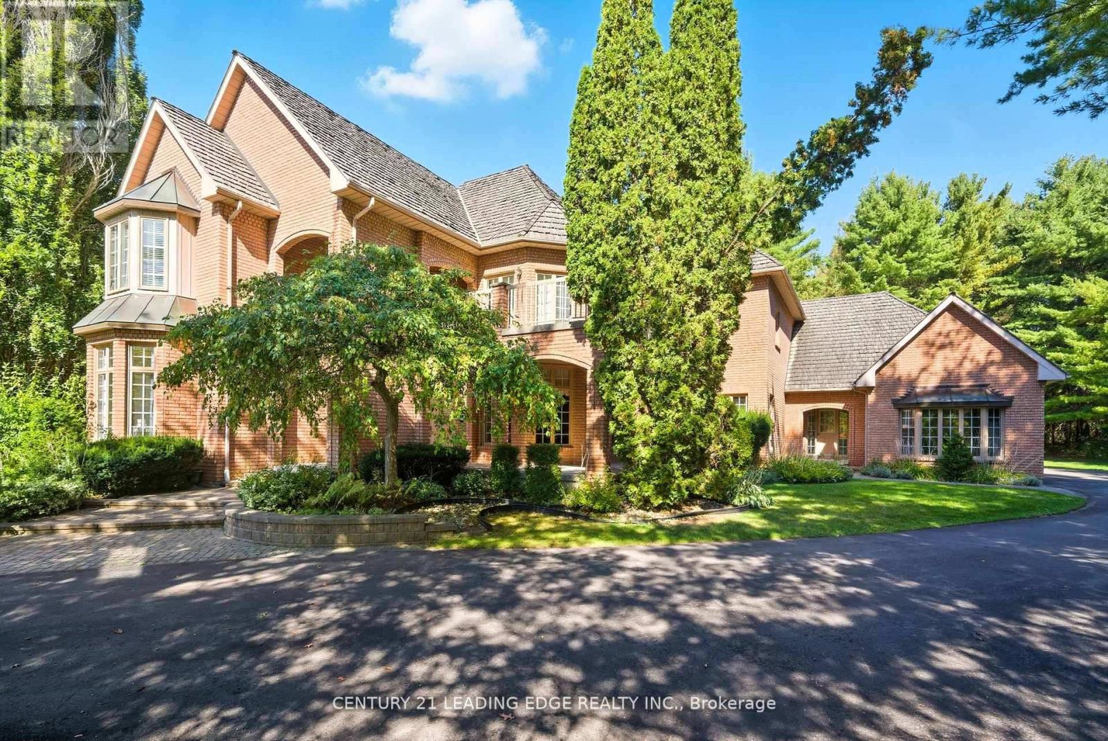 8 BUNHILL COURT, Ajax (Northeast Ajax), Ontario, L1Z1X5 — Photo 2