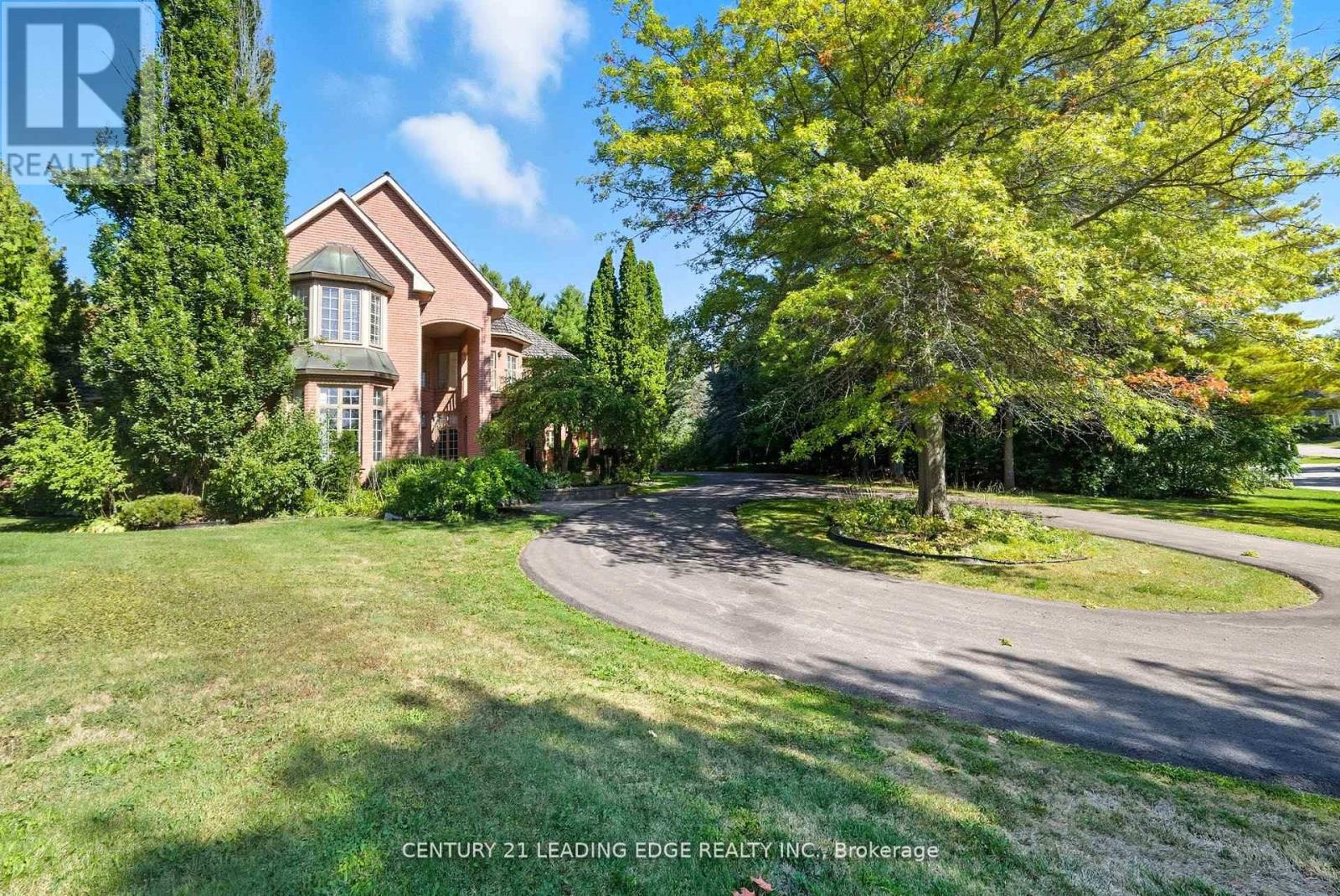 8 BUNHILL COURT, Ajax (Northeast Ajax), Ontario, L1Z1X5 — Photo 4