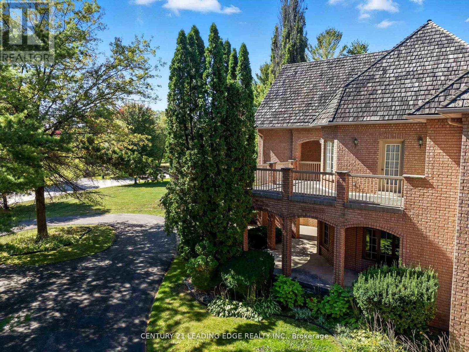 8 BUNHILL COURT, Ajax (Northeast Ajax), Ontario, L1Z1X5 — Photo 5