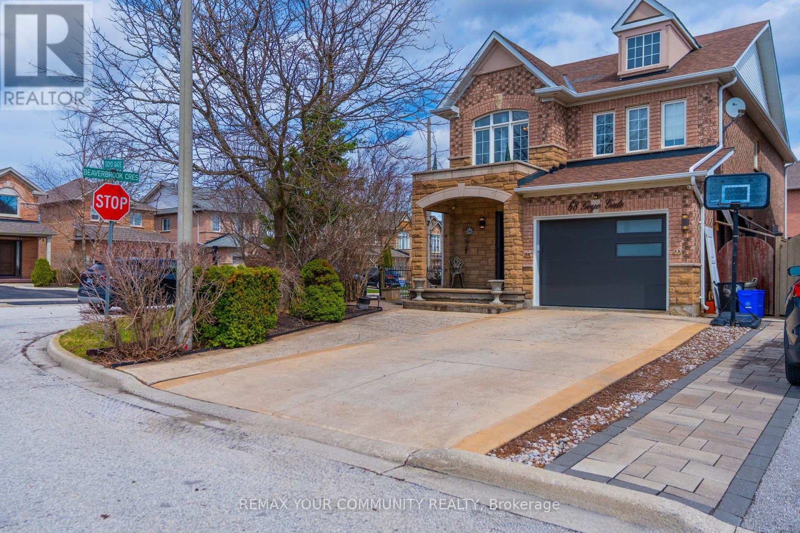 68 GOYO GATE, Vaughan, Ontario, L6A3T3 — Photo 2