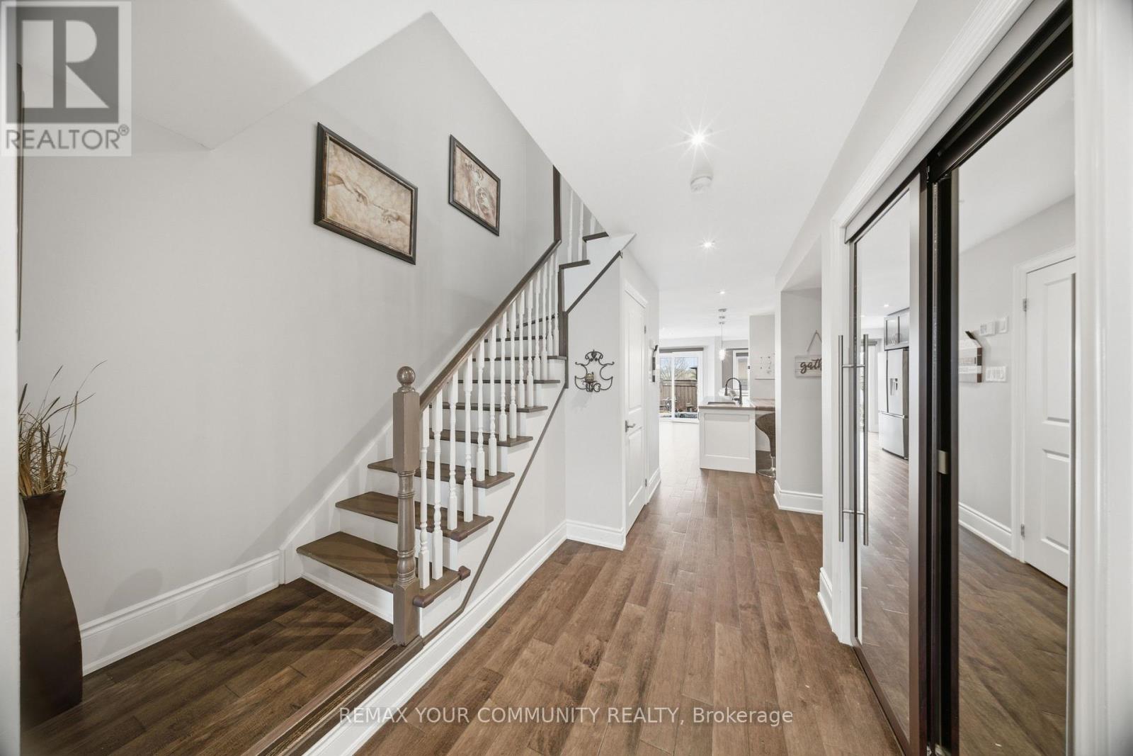 68 GOYO GATE, Vaughan, Ontario, L6A3T3 — Photo 4