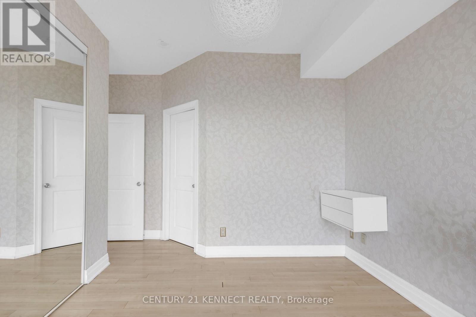 2408 - 100 JOHN STREET, Brampton (Downtown Brampton), Ontario, L6N2S8 — Photo 17