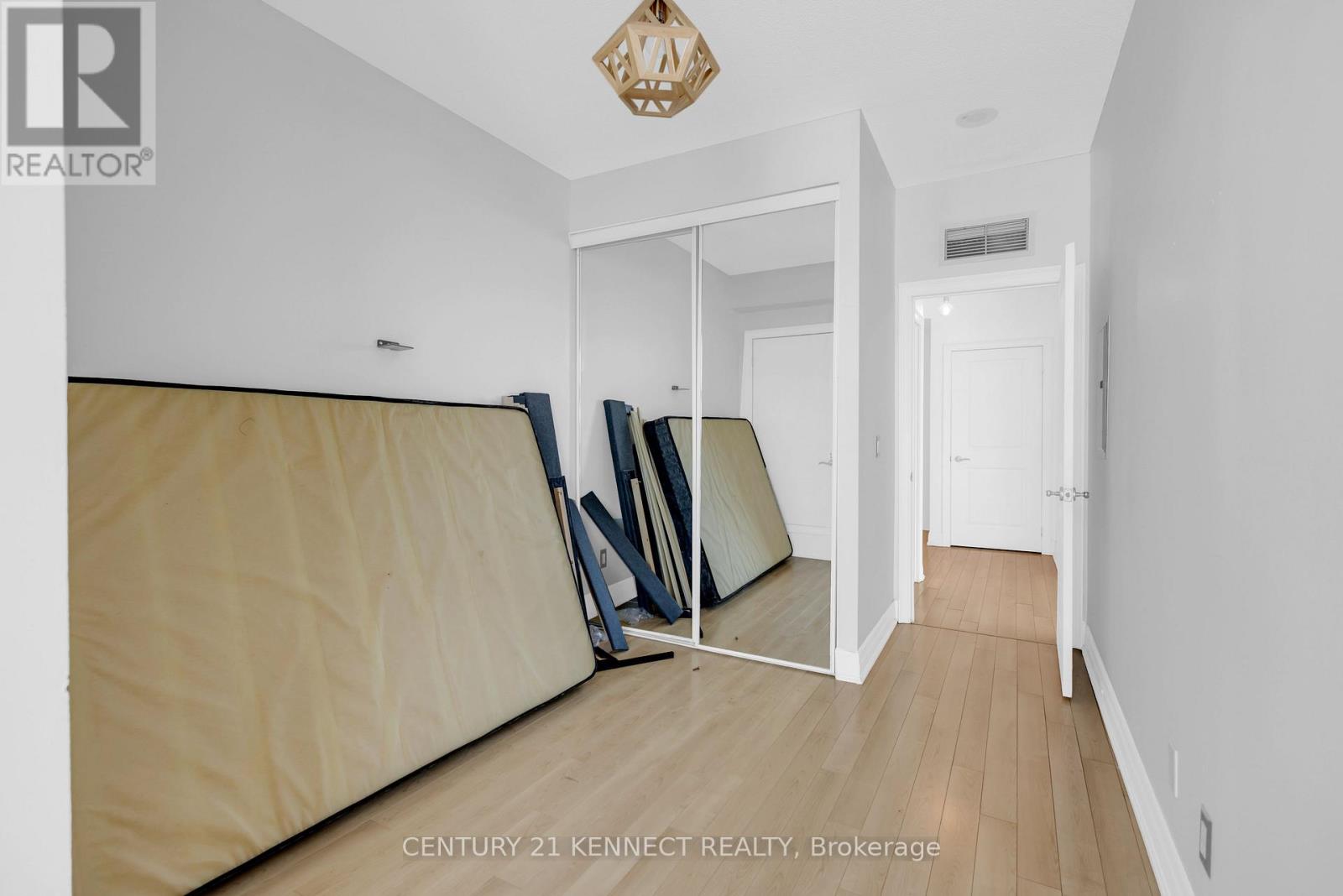 2408 - 100 JOHN STREET, Brampton (Downtown Brampton), Ontario, L6N2S8 — Photo 20