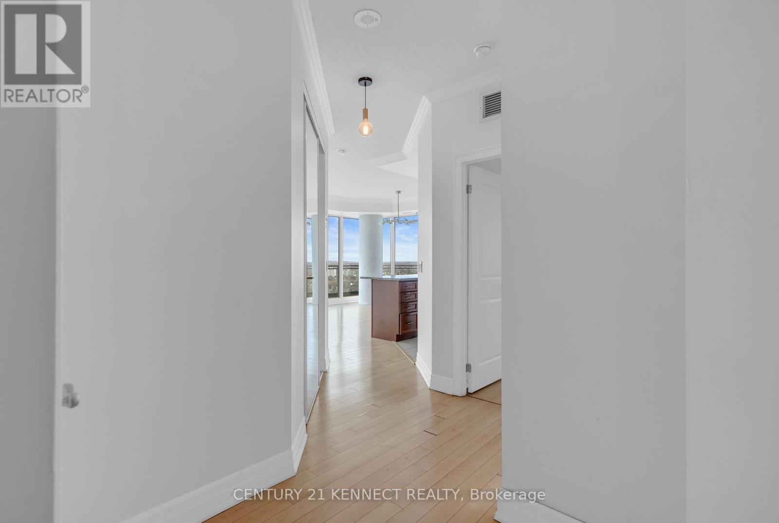 2408 - 100 JOHN STREET, Brampton (Downtown Brampton), Ontario, L6N2S8 — Photo 6