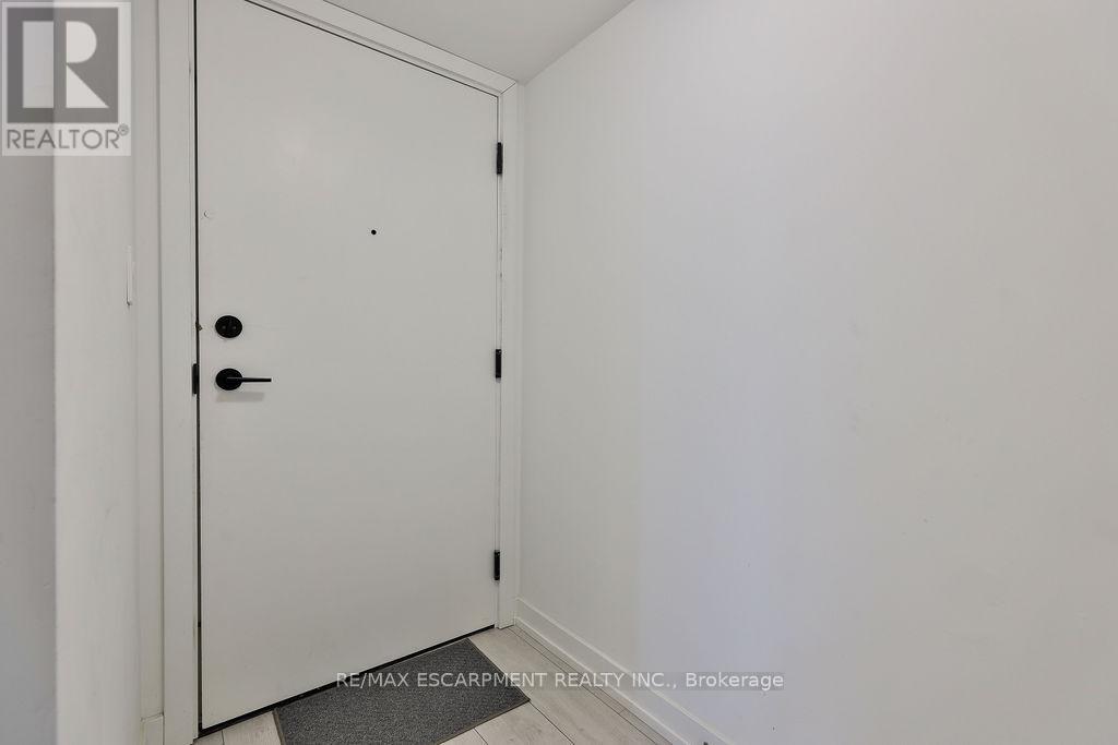 606 - 556 MARLEE AVENUE, Toronto (Yorkdale-Glen Park), Ontario, M6B0B1 — Photo 4