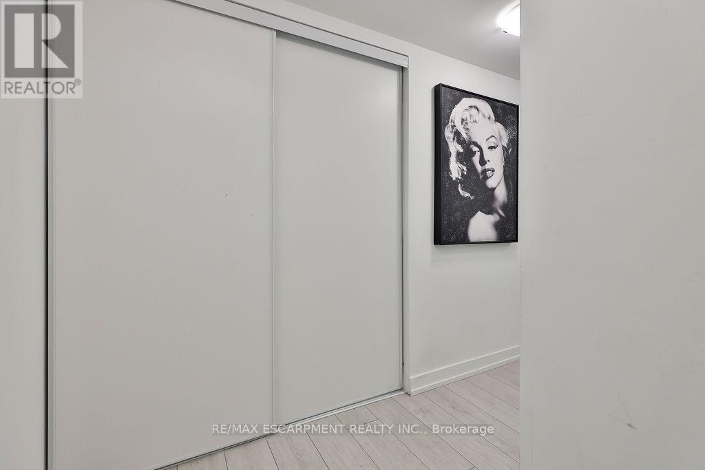 606 - 556 MARLEE AVENUE, Toronto (Yorkdale-Glen Park), Ontario, M6B0B1 — Photo 5