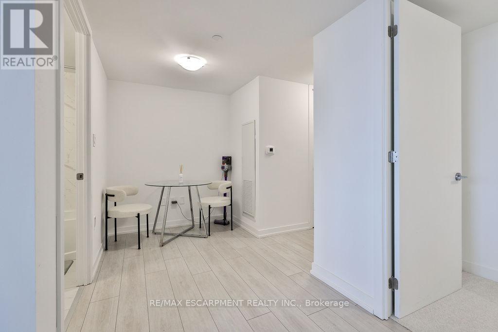 606 - 556 MARLEE AVENUE, Toronto (Yorkdale-Glen Park), Ontario, M6B0B1 — Photo 8