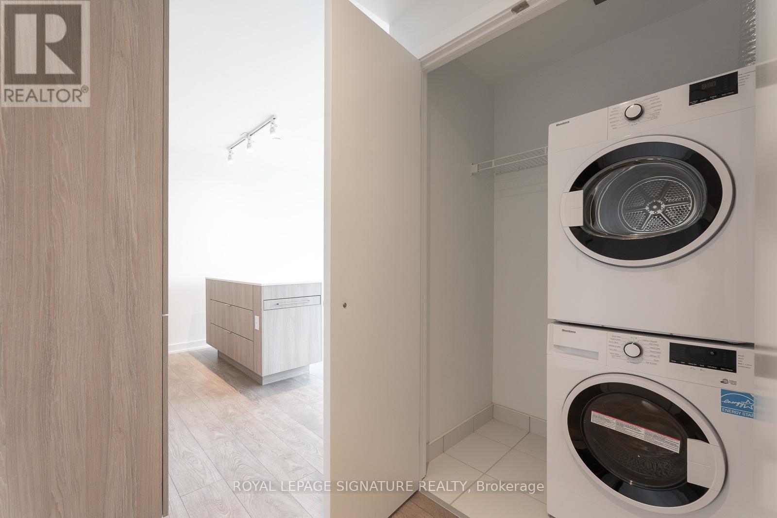 916 - 28 ANN STREET, Mississauga (Port Credit), Ontario, L5G0E1 — Photo 4