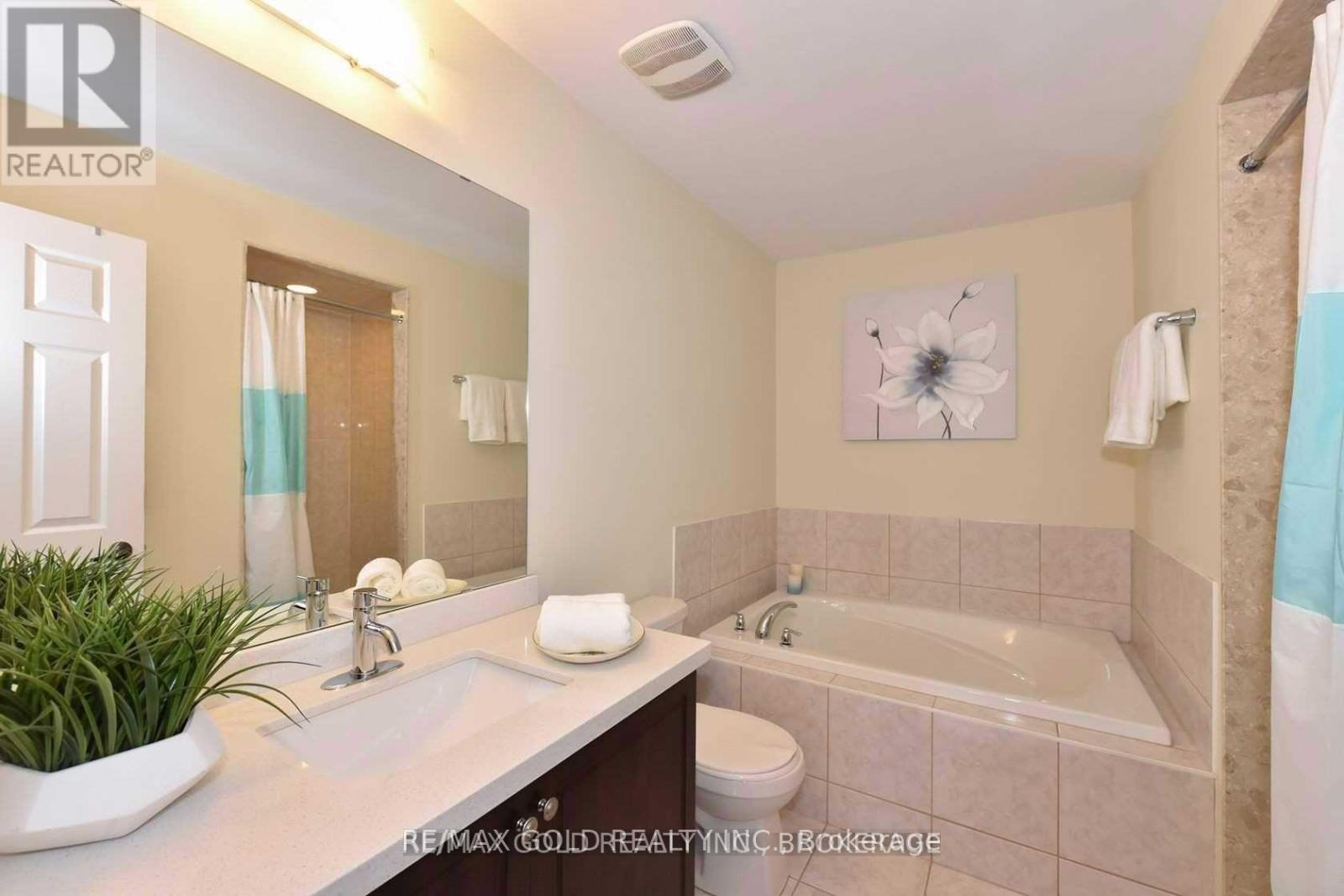 472 QUEEN MARY DRIVE, Brampton (Northwest Brampton), Ontario, L7A4L2 — Photo 9