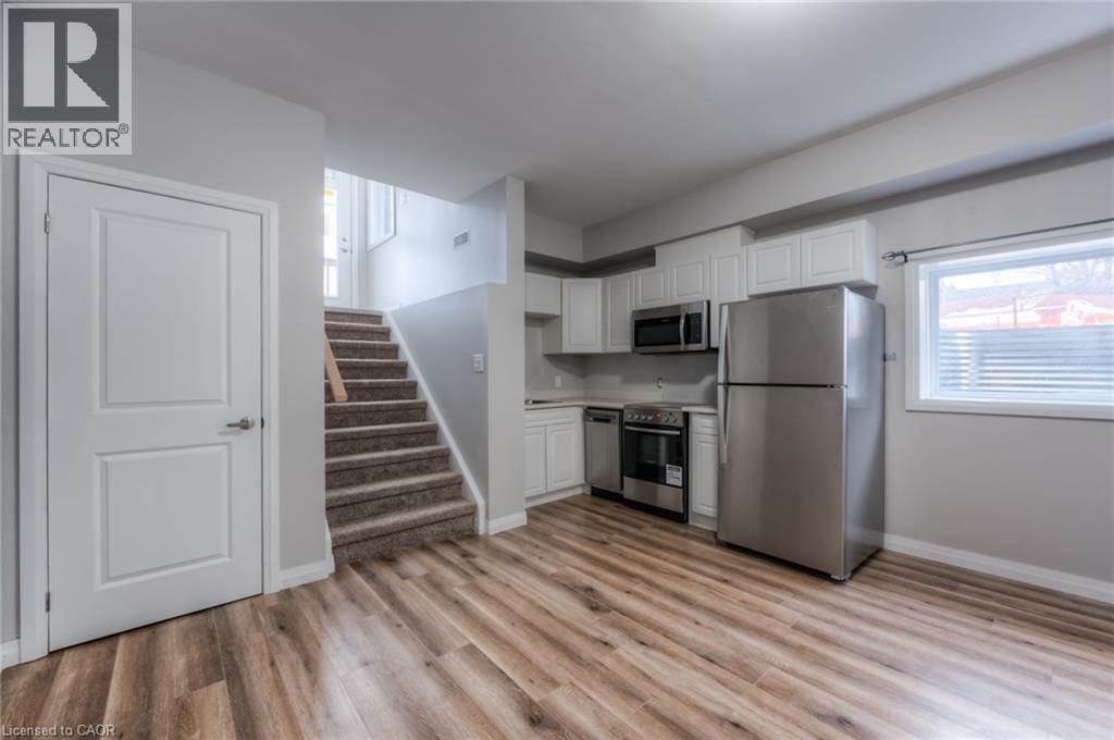 45 HEIMAN Street Unit# A, Kitchener, Ontario, N2M3L7 — Photo 4