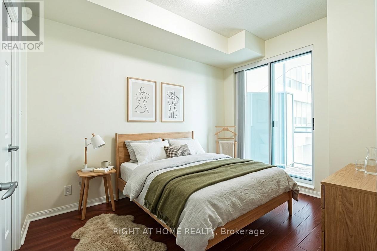 918 - 230 QUEENS QUAY W, Toronto (Waterfront Communities), Ontario, M5J2Y7 — Photo 4