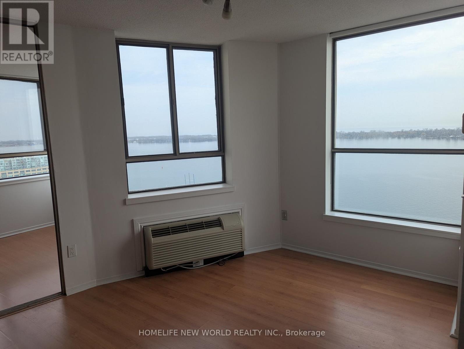 2501 - 270 QUEENS QUAY W, Toronto (Waterfront Communities), Ontario, M5J2N4 — Photo 14