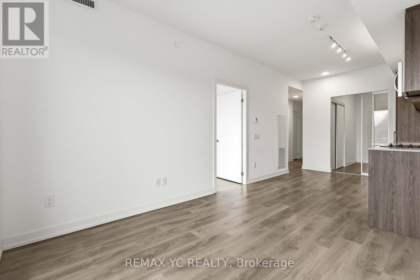 438 - 150 LOGAN AVENUE, Toronto (South Riverdale), Ontario, M4M0E4 — Photo 9