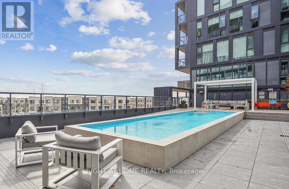 B815 - 3200 DAKOTA COMMON, Burlington (Alton), Ontario, L7M2A8 — Photo 23