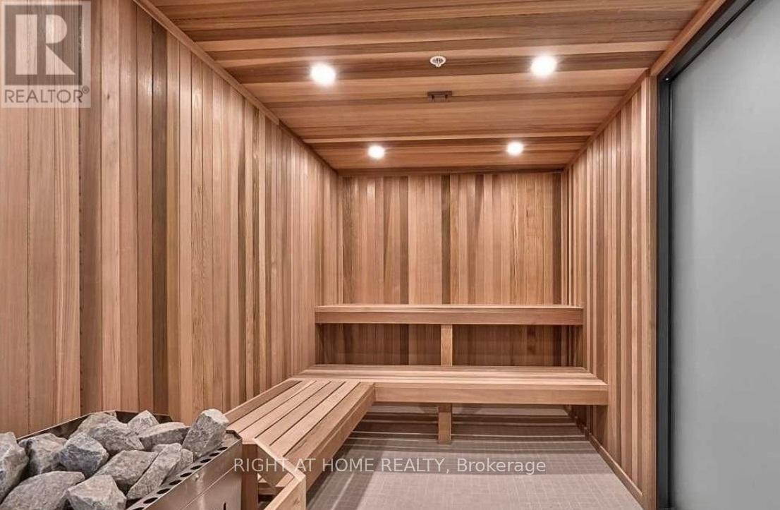 B815 - 3200 DAKOTA COMMON, Burlington (Alton), Ontario, L7M2A8 — Photo 25