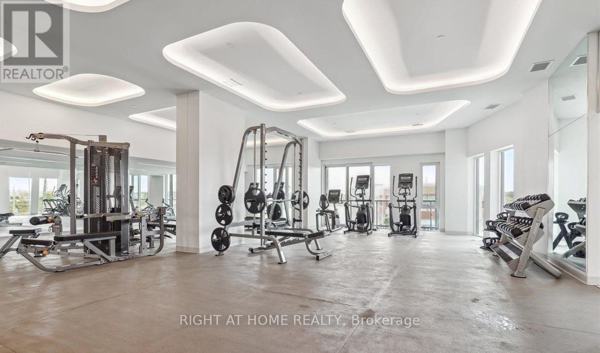 B815 - 3200 DAKOTA COMMON, Burlington (Alton), Ontario, L7M2A8 — Photo 4