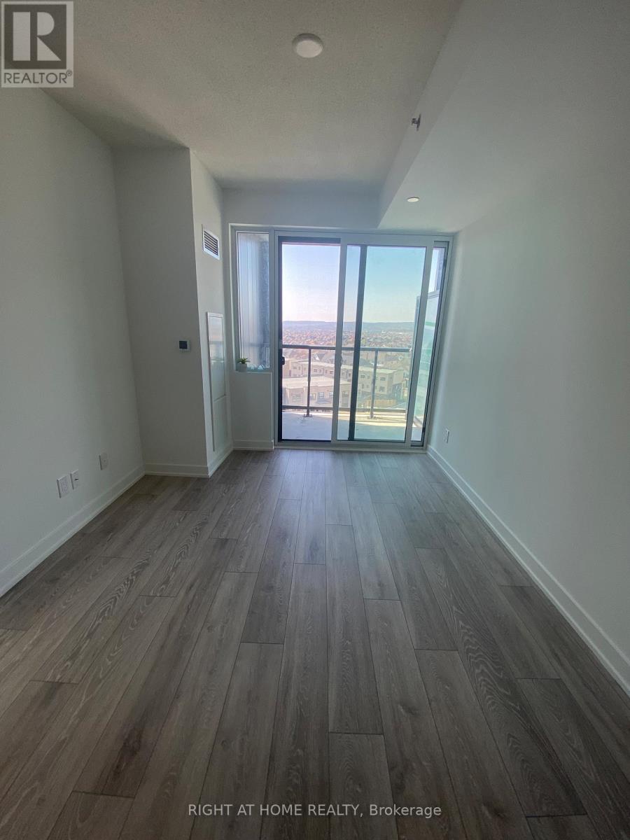 B815 - 3200 DAKOTA COMMON, Burlington (Alton), Ontario, L7M2A8 — Photo 7