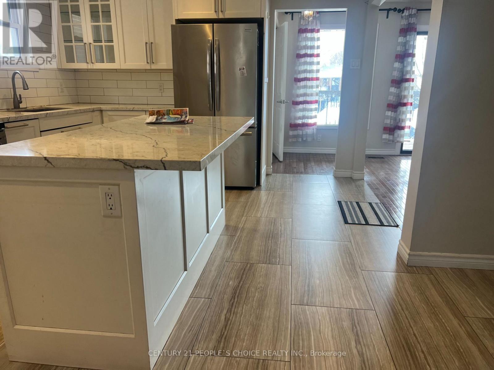 14 ALBERMARLE COURT, Brampton (Heart Lake West), Ontario, L6Z1R4 — Photo 6