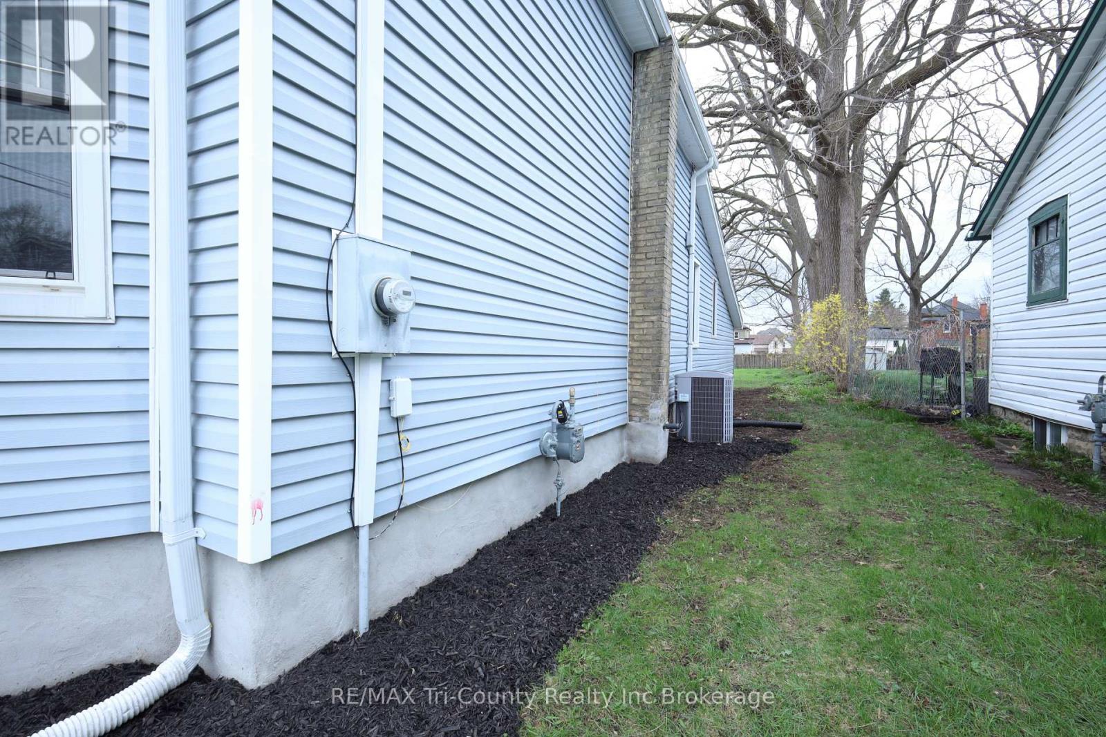 46 BALACLAVA STREET, St. Thomas, Ontario, N5P3C4 — Photo 36