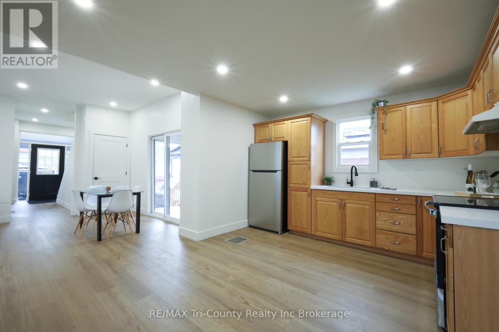 46 BALACLAVA STREET, St. Thomas, Ontario, N5P3C4 — Photo 6