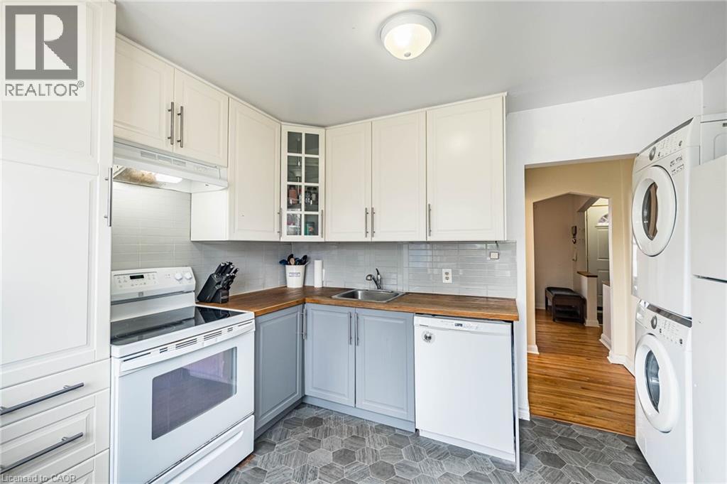 40 N ELLIS Crescent N, Waterloo, Ontario, N2J3N4 — Photo 11