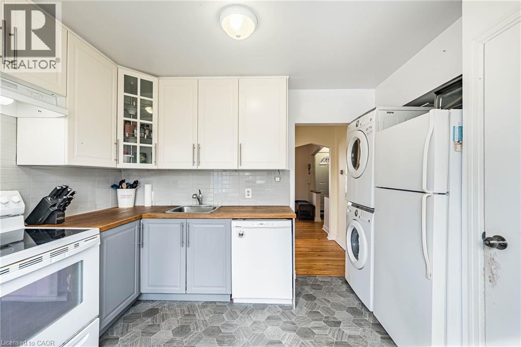 40 N ELLIS Crescent N, Waterloo, Ontario, N2J3N4 — Photo 13