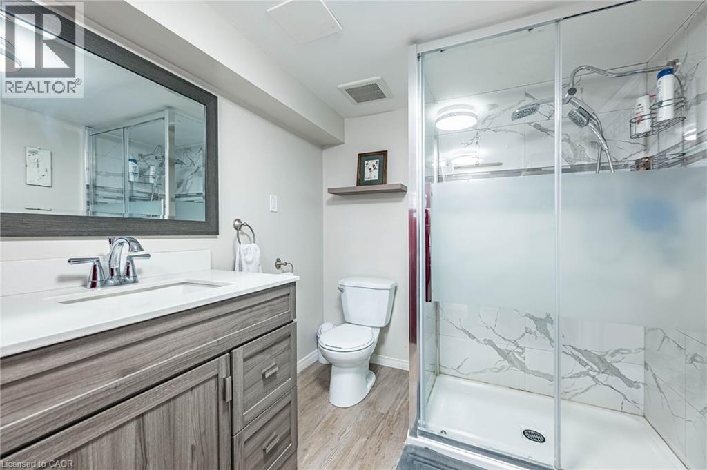 40 N ELLIS Crescent N, Waterloo, Ontario, N2J3N4 — Photo 39