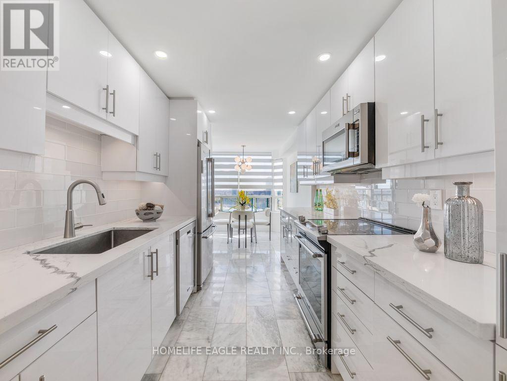 1709 - 7250 YONGE STREET, Vaughan (Crestwood-Springfarm-Yorkhill), Ontario, L4J7X1 — Photo 6