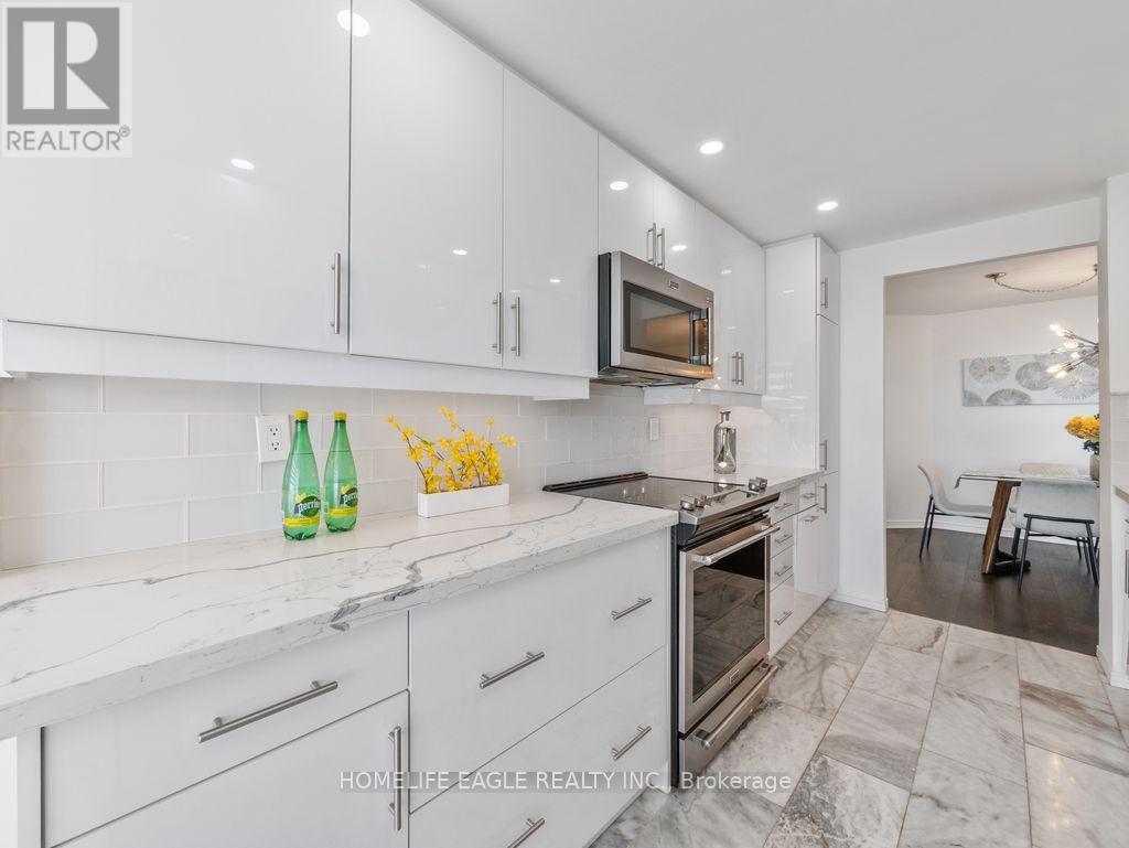 1709 - 7250 YONGE STREET, Vaughan (Crestwood-Springfarm-Yorkhill), Ontario, L4J7X1 — Photo 7