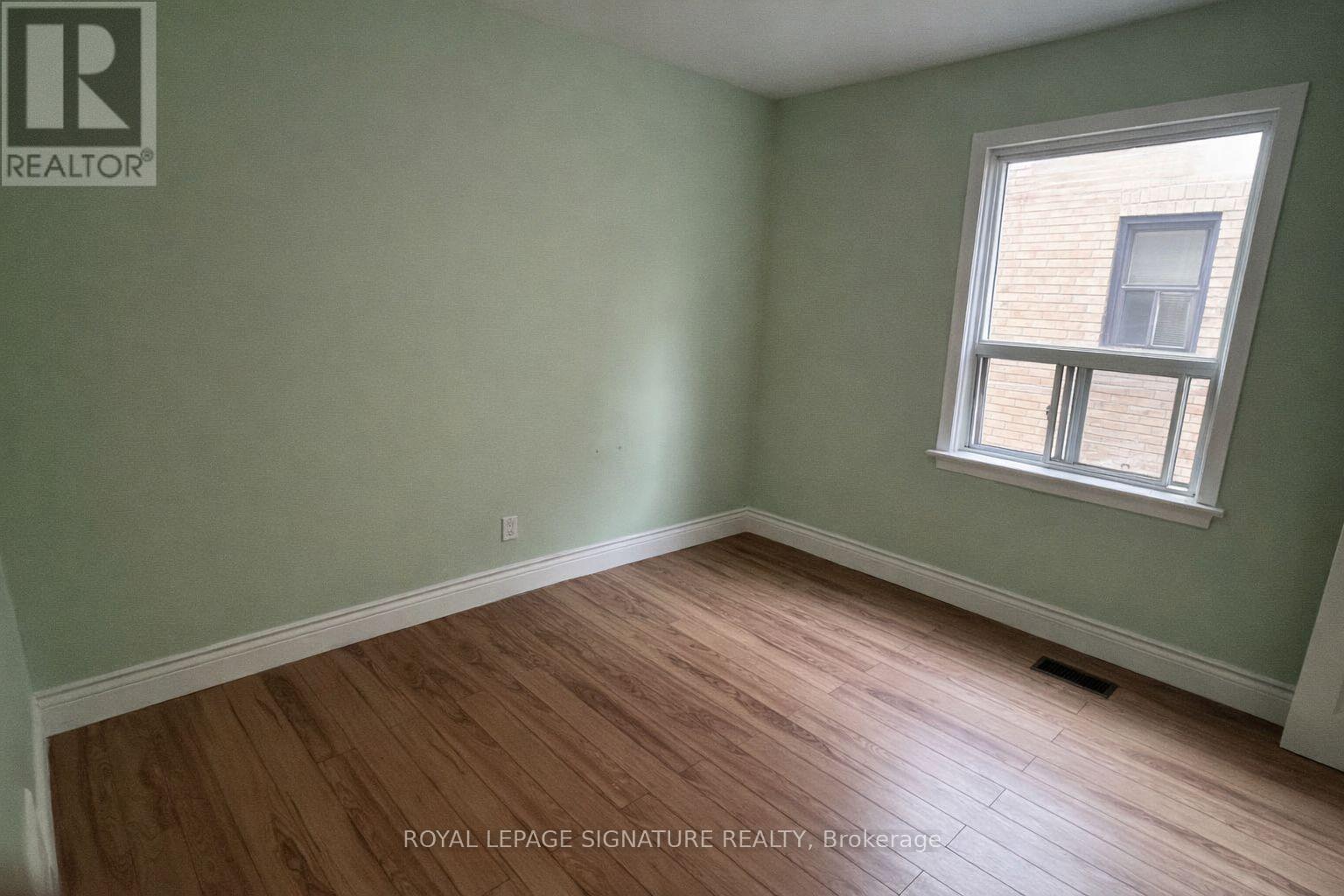 MAIN FLOOR - 5 WESLEY STREET, Toronto (Mimico), Ontario, M8Y2W4 — Photo 4