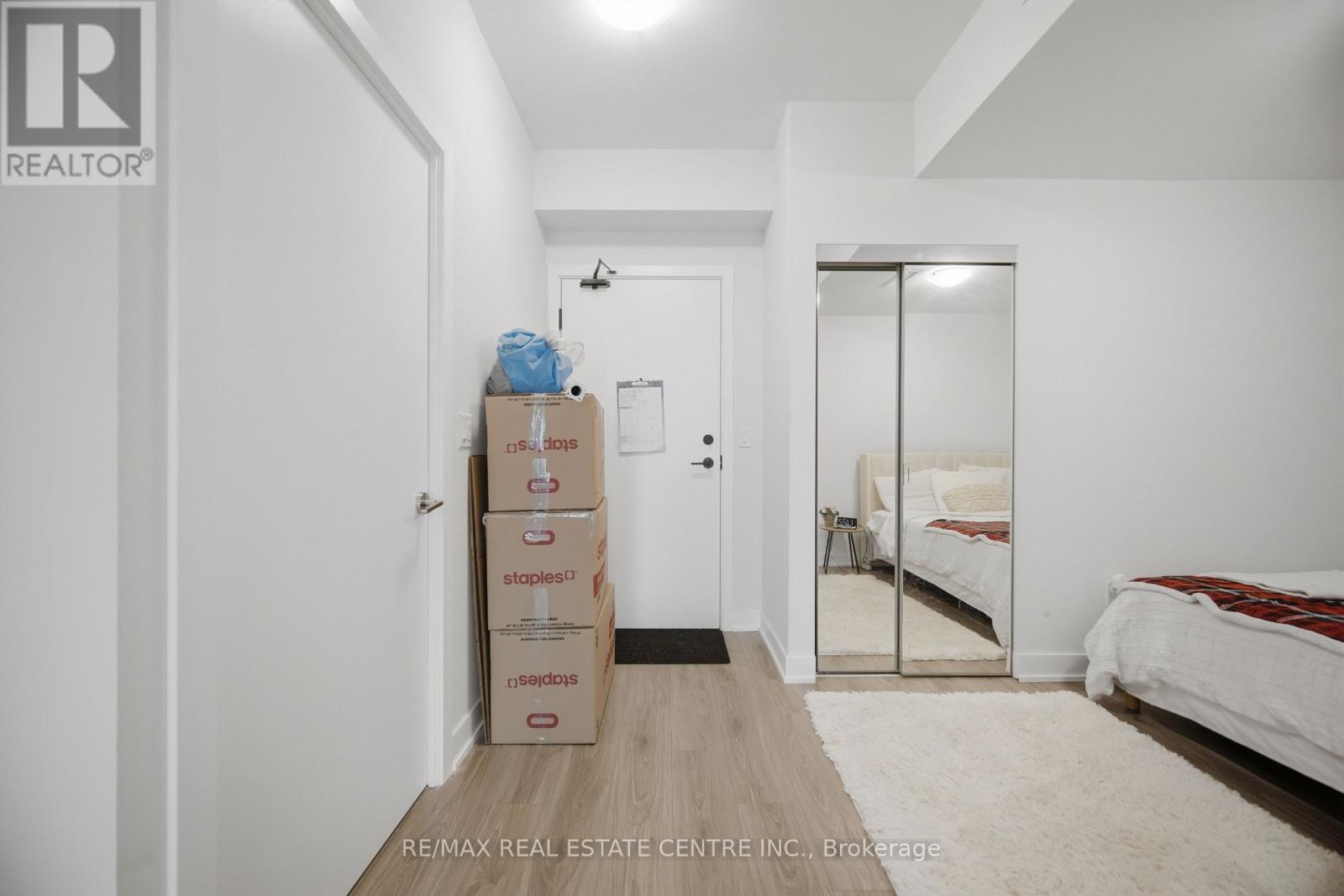 4905 - 430 SQUARE ONE DRIVE, Mississauga (Creditview), Ontario, L5B0L6 — Photo 5