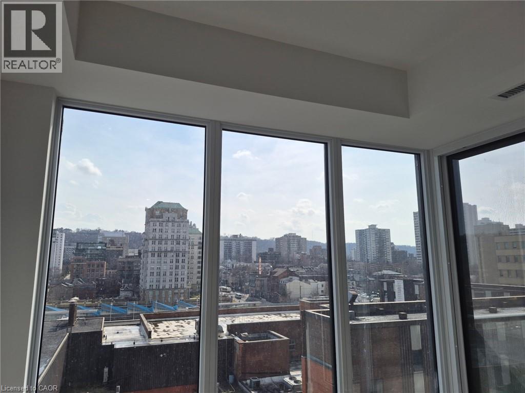 75 JAMES Street S Unit# 818, Hamilton, Ontario, L8P2Y9 — Photo 2