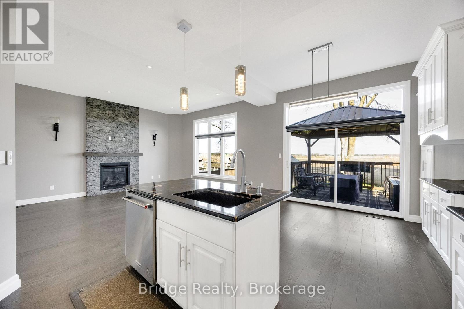 1060 ALBERNI ROAD, Woodstock (Woodstock - North), Ontario, N4T0E8 — Photo 12