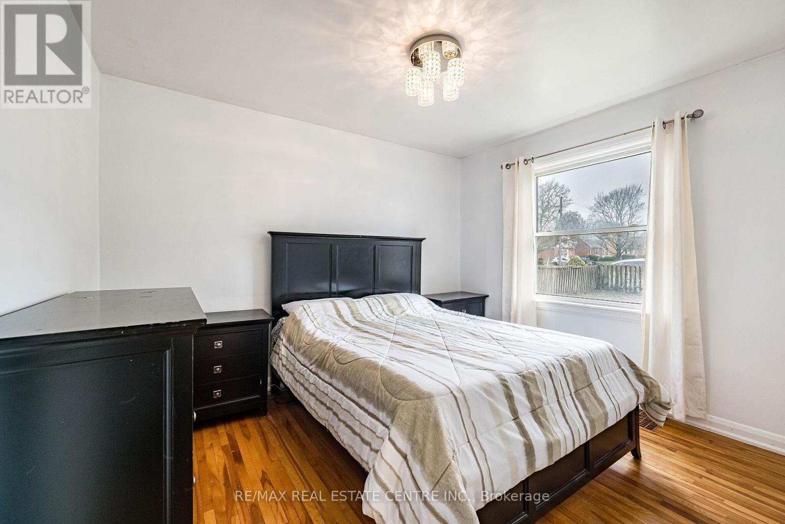 40 ELLIS CRESCENT N, Waterloo, Ontario, N2J3N4 — Photo 16