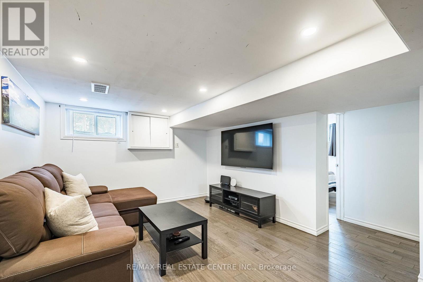 40 ELLIS CRESCENT N, Waterloo, Ontario, N2J3N4 — Photo 27