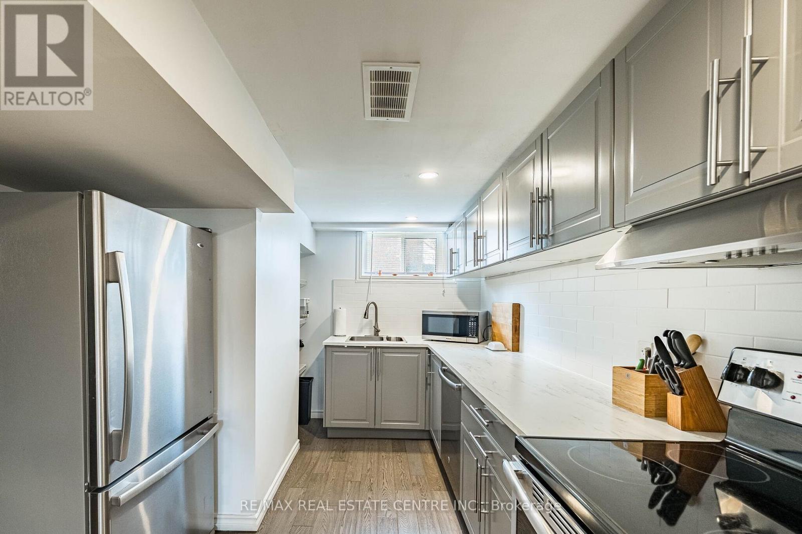 40 ELLIS CRESCENT N, Waterloo, Ontario, N2J3N4 — Photo 30