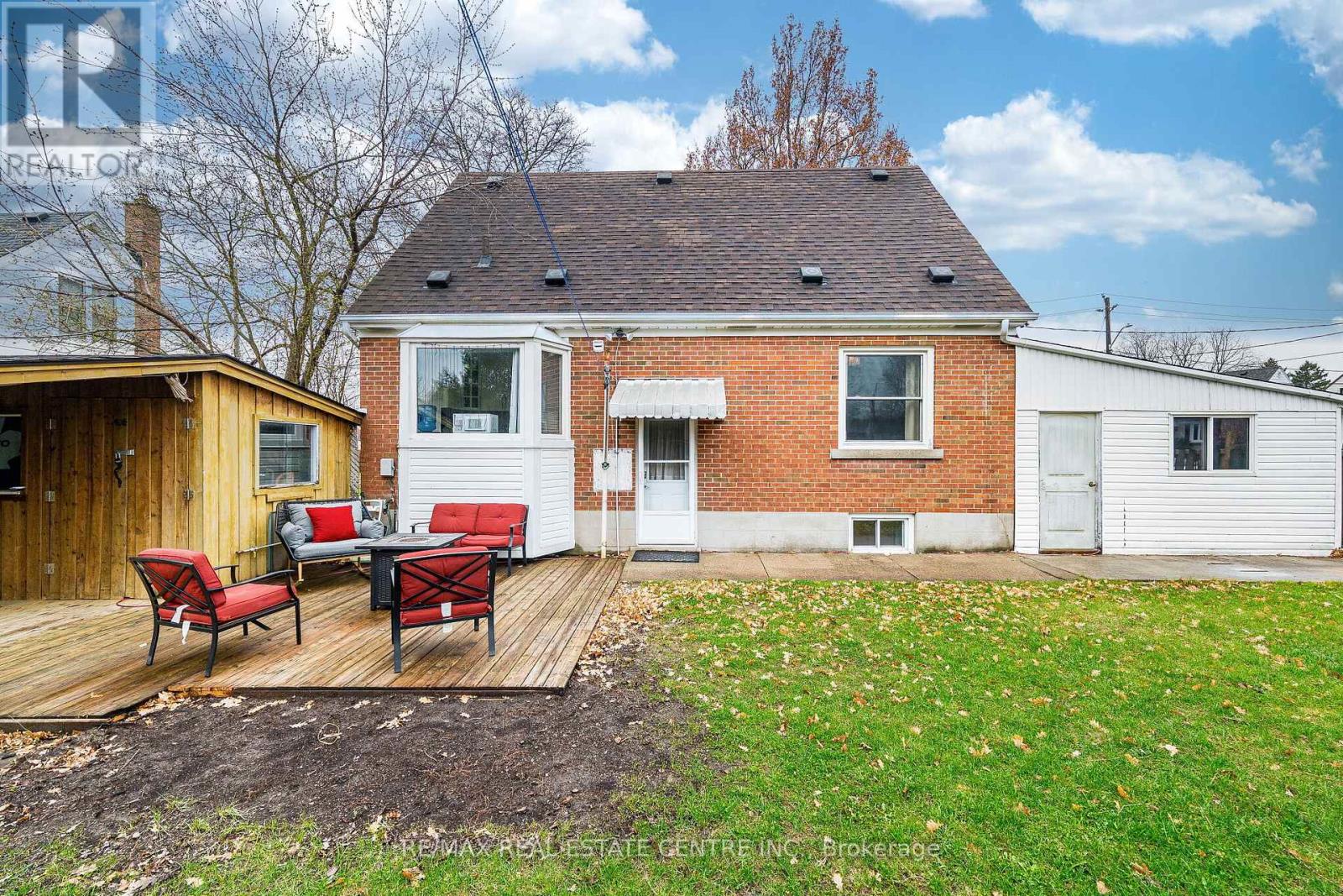 40 ELLIS CRESCENT N, Waterloo, Ontario, N2J3N4 — Photo 41