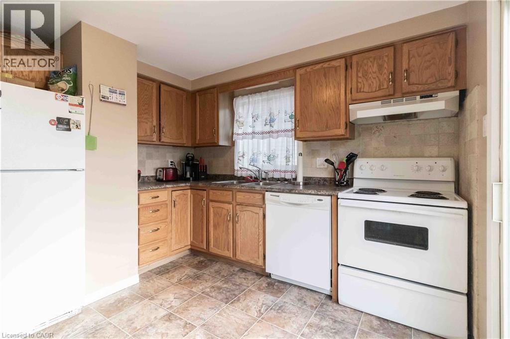 532 PENNY Lane, Waterloo, Ontario, N2T2L2 — Photo 13