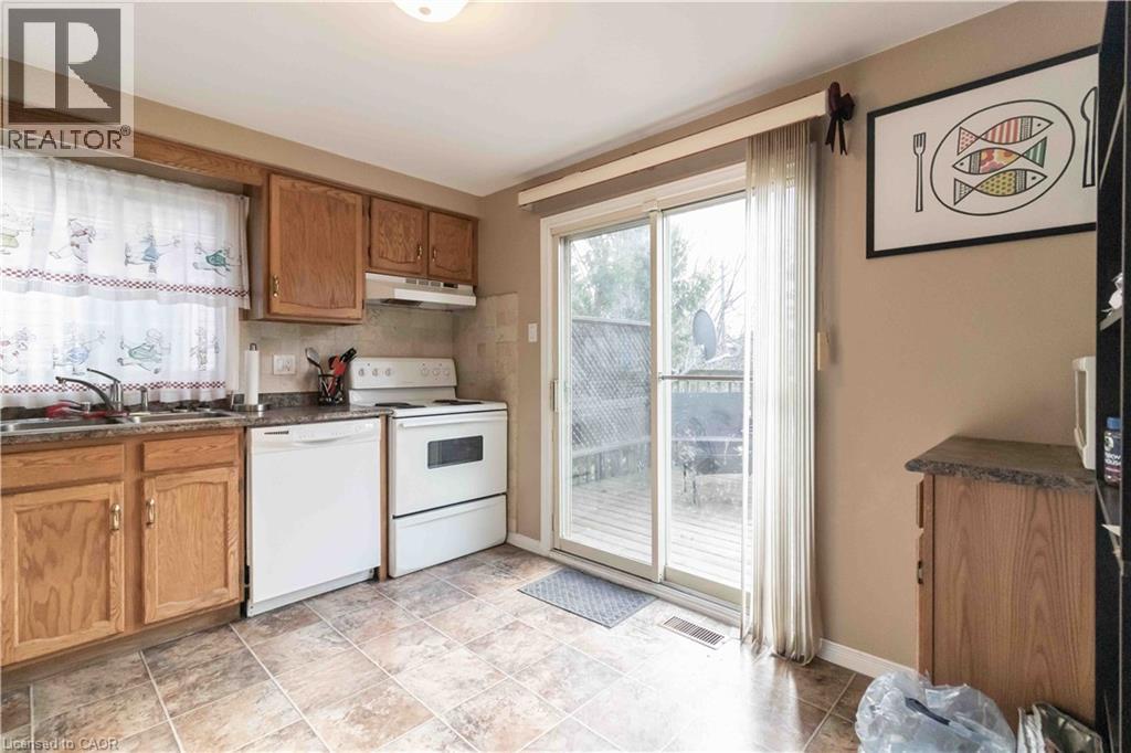 532 PENNY Lane, Waterloo, Ontario, N2T2L2 — Photo 14