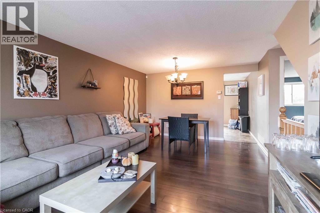 532 PENNY Lane, Waterloo, Ontario, N2T2L2 — Photo 5