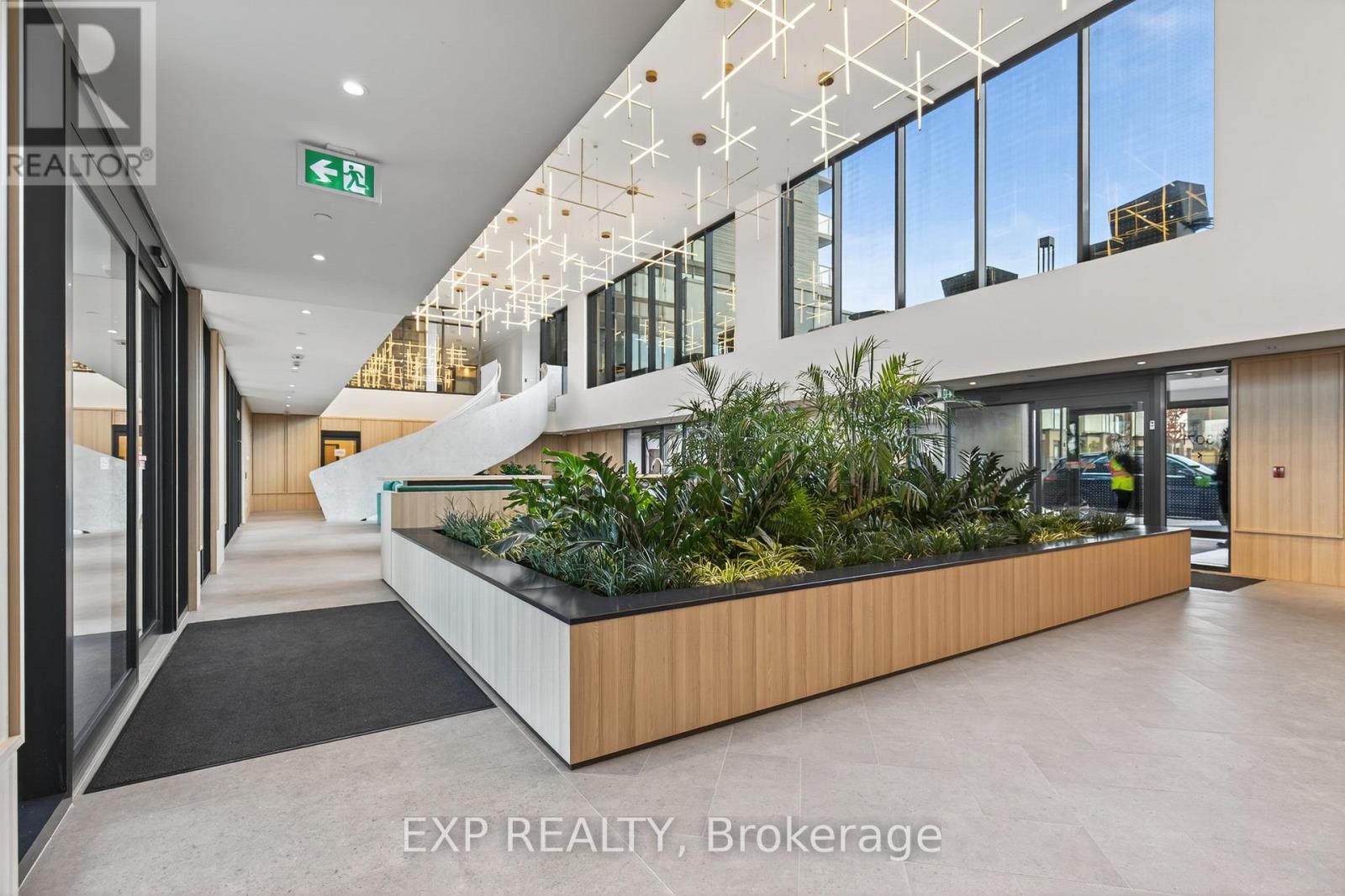 B108 - 3071 TRAFALGAR ROAD, Oakville (JM Joshua Meadows), Ontario, L6H8C6 — Photo 4