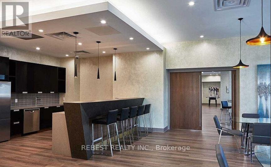 403 - 5025 FOUR SPRINGS AVENUE W, Mississauga (Hurontario), Ontario, L5R0E4 — Photo 3