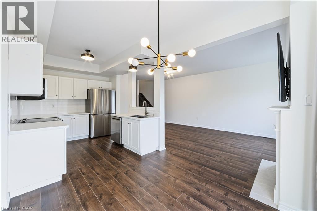 9 LIDDYCOAT Lane Unit# 18, Ancaster, Ontario, L9G0A7 — Photo 13