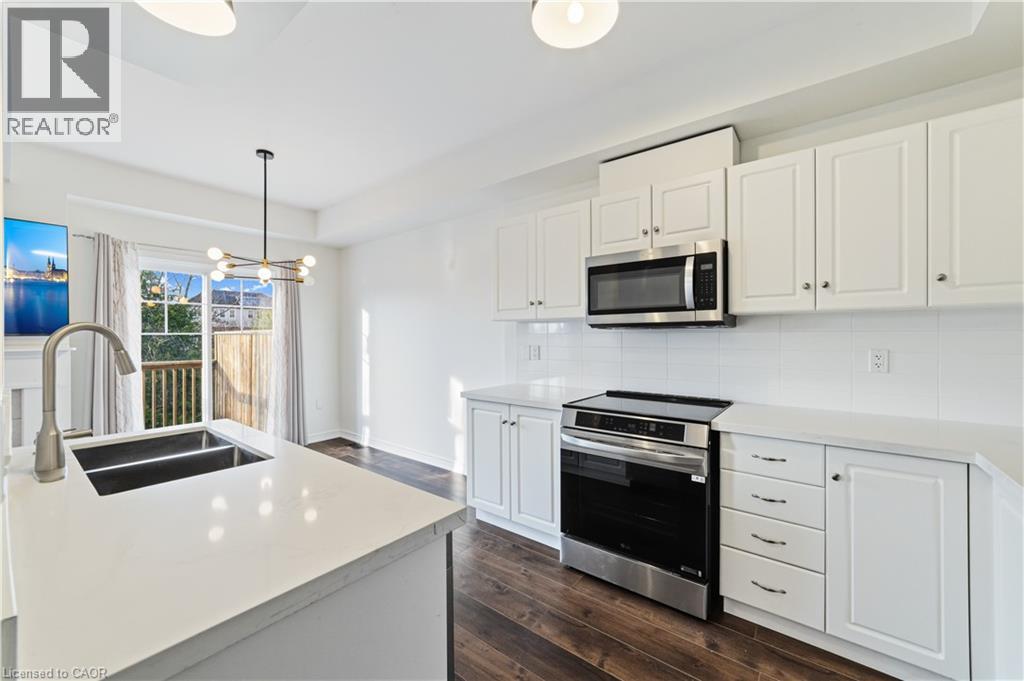 9 LIDDYCOAT Lane Unit# 18, Ancaster, Ontario, L9G0A7 — Photo 16