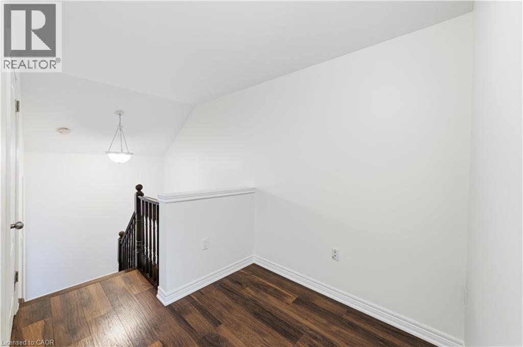 9 LIDDYCOAT Lane Unit# 18, Ancaster, Ontario, L9G0A7 — Photo 25